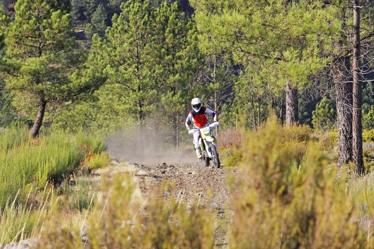 Husqvarna Trek 2025: adventouring alla scoperta del Portogallo